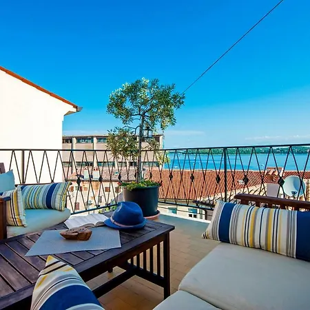 Apartment La Terrazza Sea View *