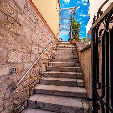 La Terrazza Sea View Apartment